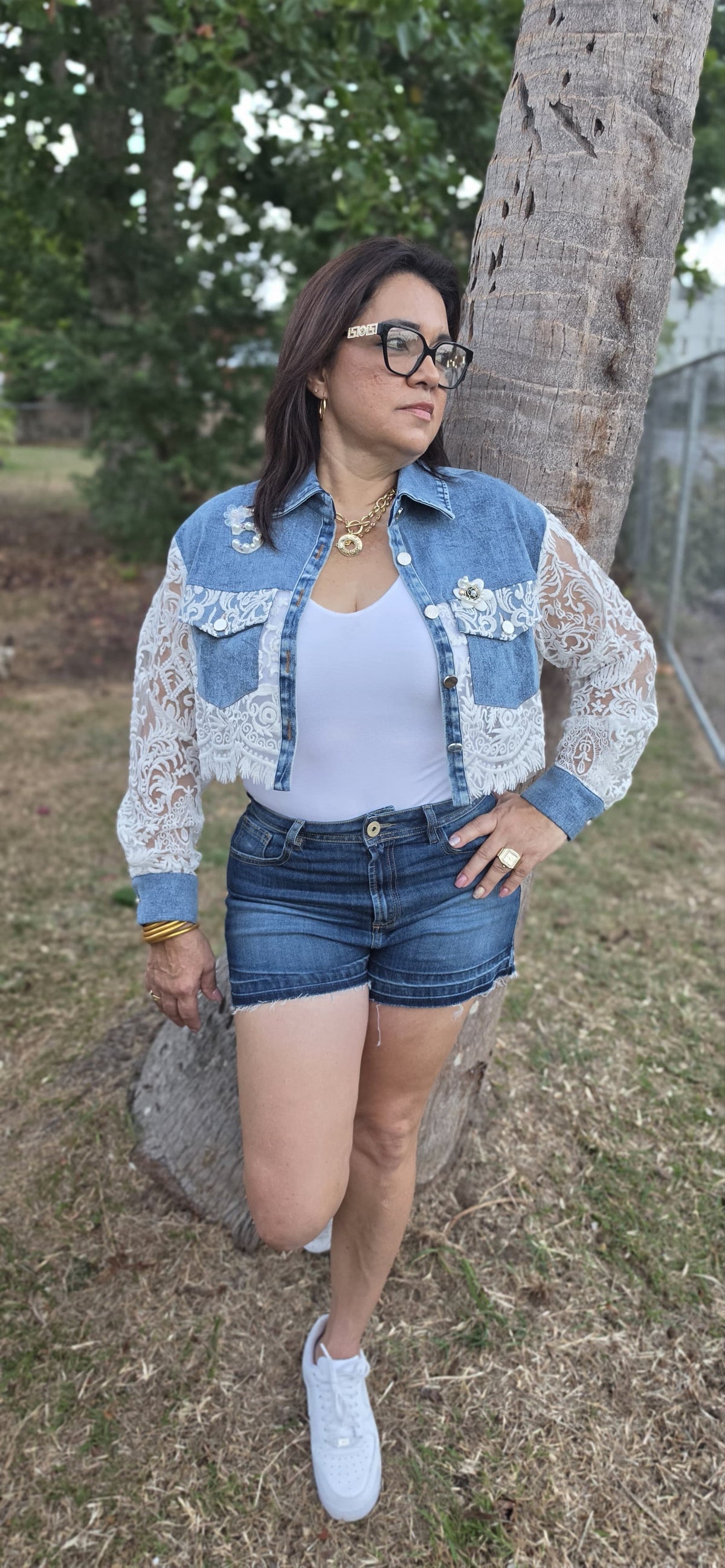 Blusa manga larga con encajes