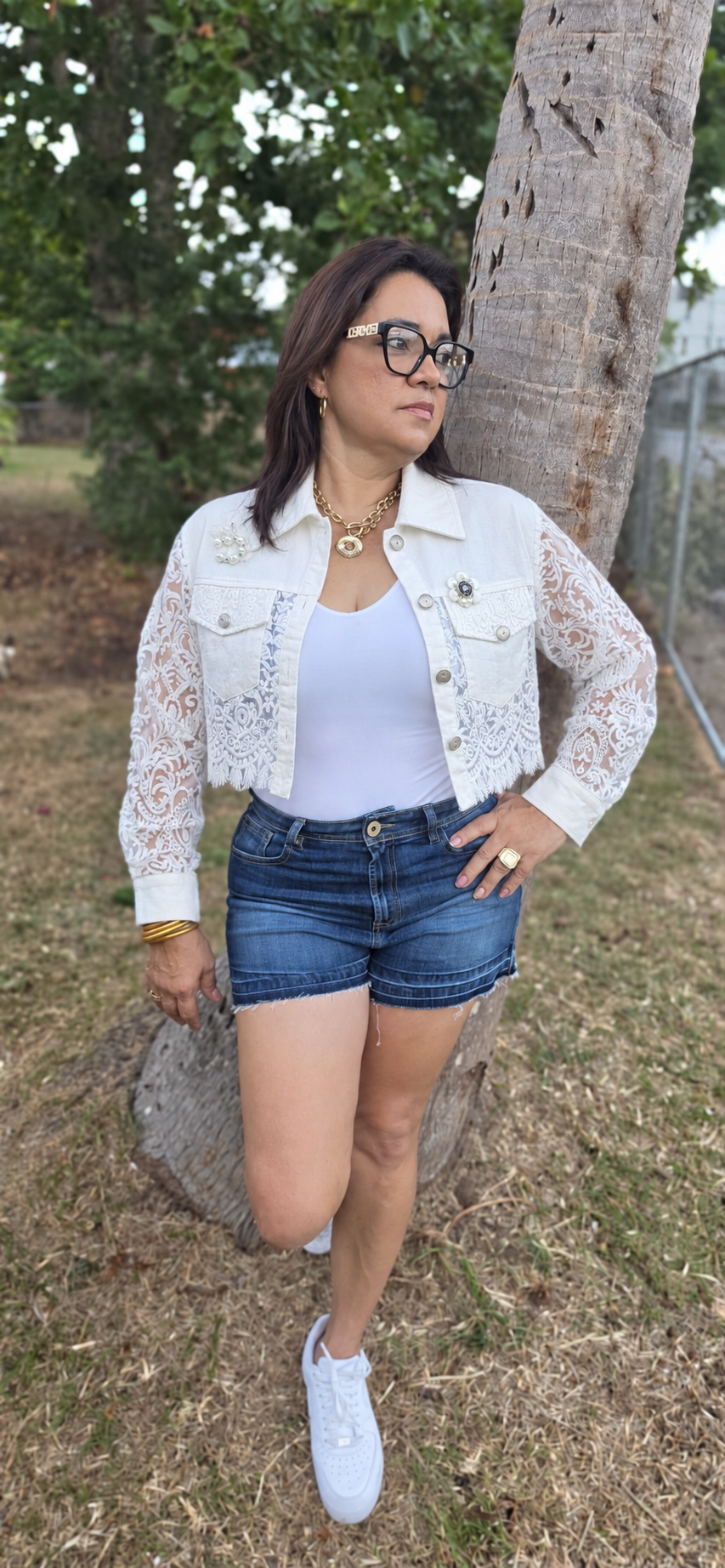 Blusa de manga larga con encajes